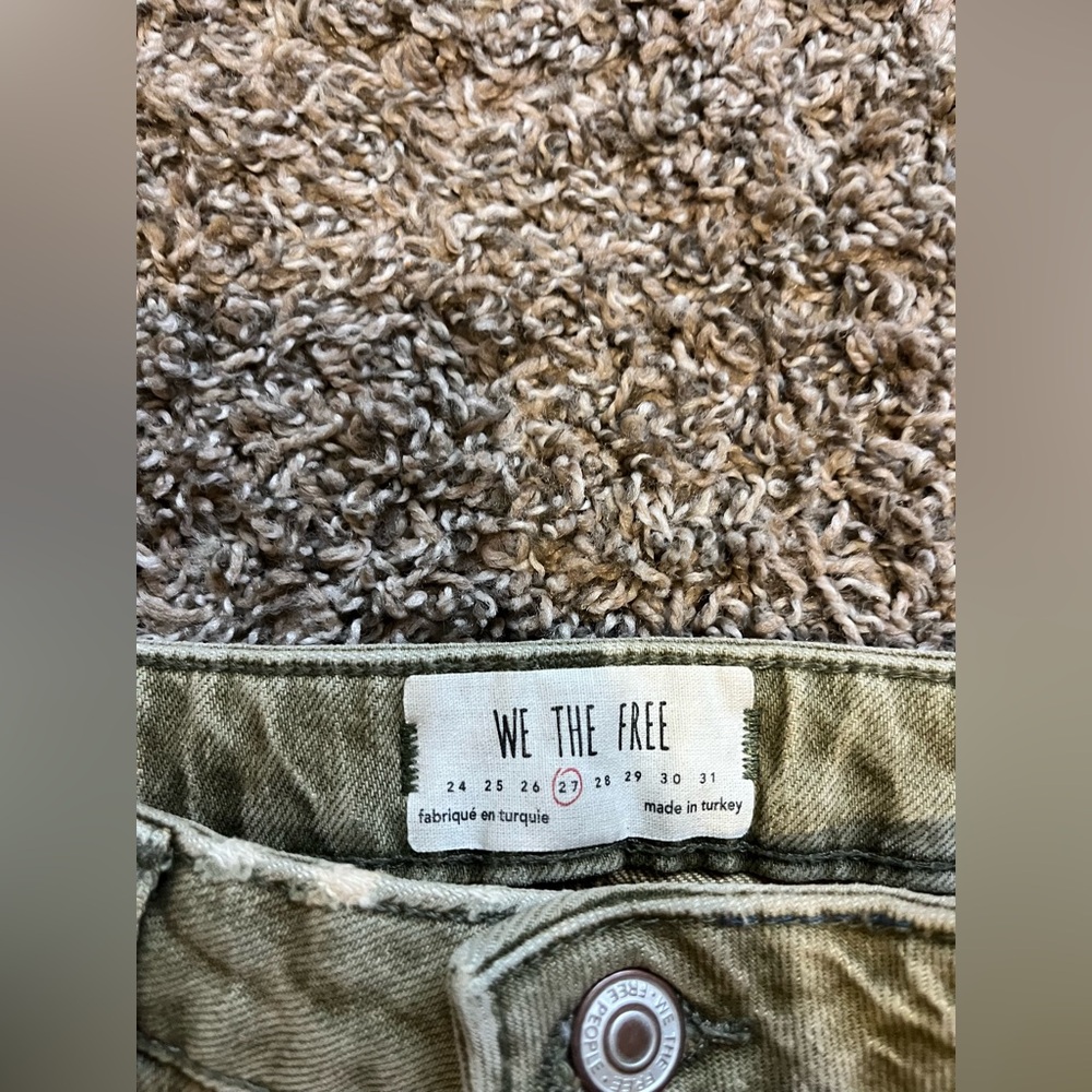 We The Free Button Fly Distressed Jeans Women’s Size -27 Olive Green - Picture 5 of 8